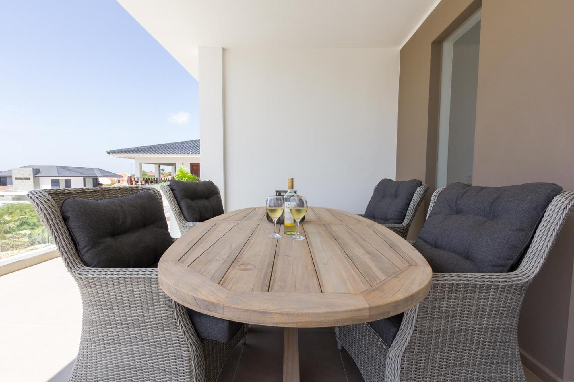 Goudhaen Luxury Private Apartments Jan Thiel Beach Εξωτερικό φωτογραφία