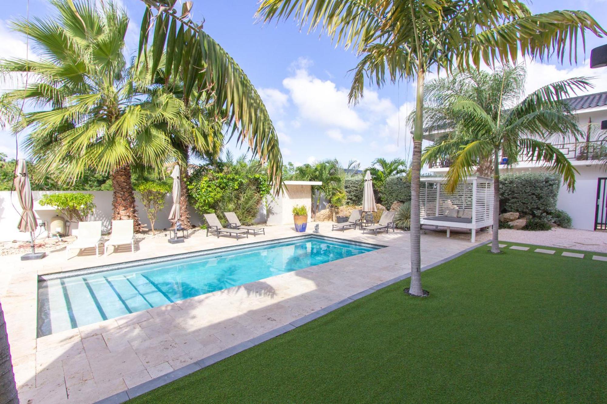 Goudhaen Luxury Private Apartments Jan Thiel Beach Εξωτερικό φωτογραφία